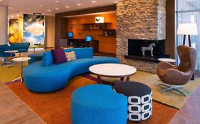 Fairfield Inn & Suites By Marriott Akron Stow